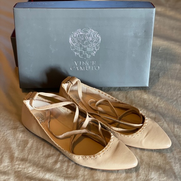 Vince Camuto Flats - Picture 2 of 4